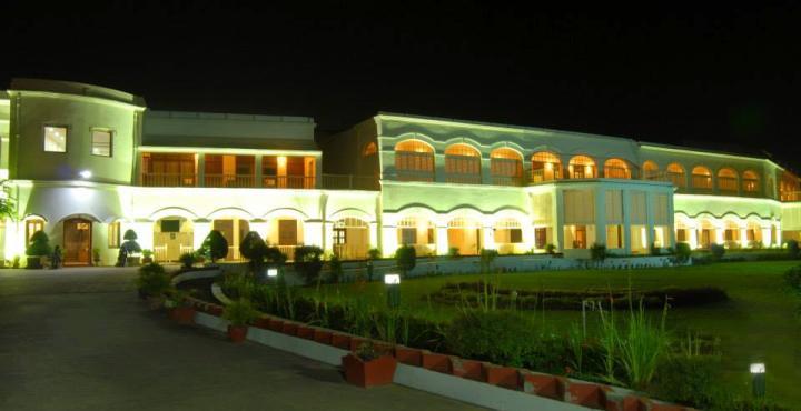 Chanakya Bnr Hotel Ranchi Zewnętrze zdjęcie